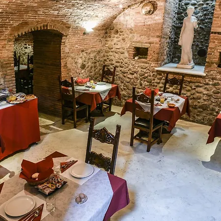 Antico San Zeno Aparthotel 3*