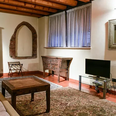 Antico San Zeno Centro Storico Aparthotel